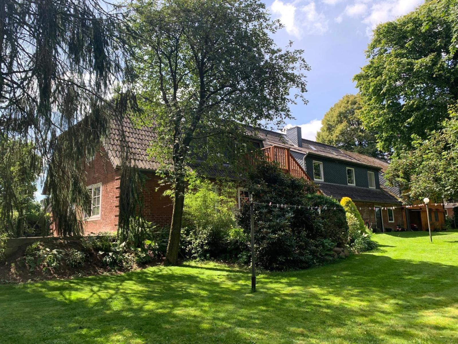 Auf Einem Resthof Zentral Gelegen Mit Viel Und Tieren